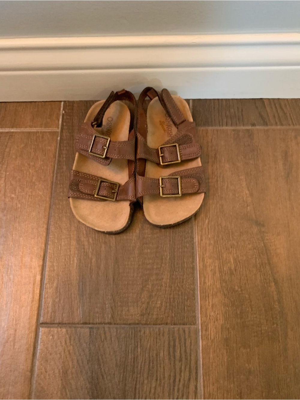 Oshkosh B’gosh Brown Sandals Kids Size 10